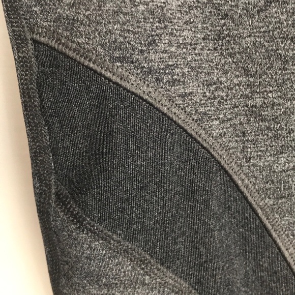 EUC lululemon Gray Legging - Picture 4 of 12